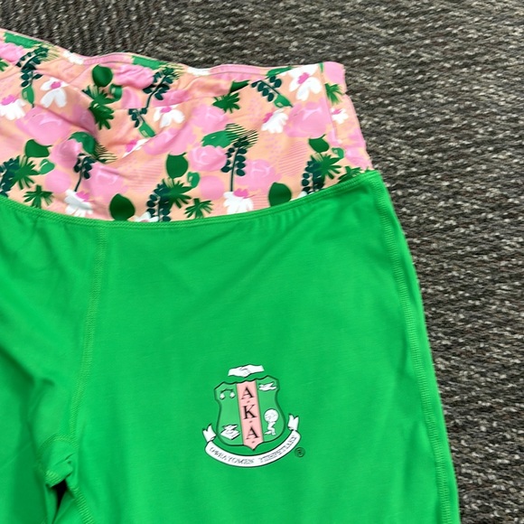 Ivy Storehouse workout set - Picture 3 of 8